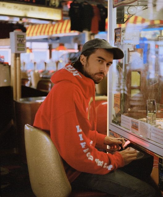 An Introduction to the Vast World of Unreleased (Sandy) Alex G – WRVU  Nashville